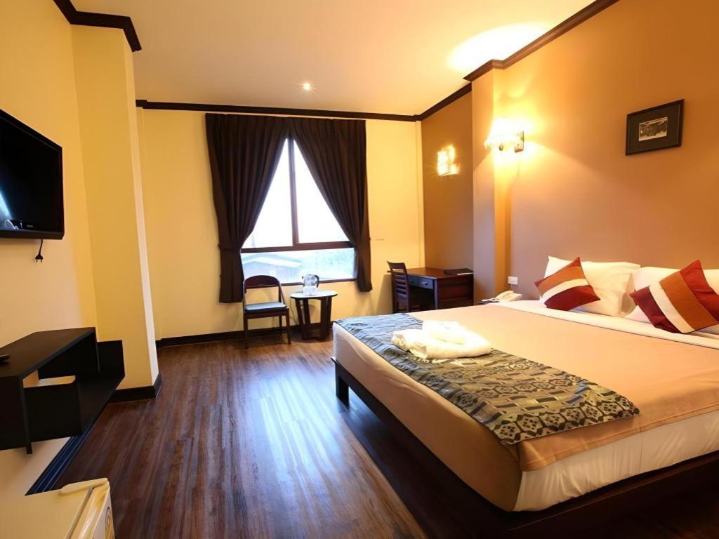 Phonethip Plaza Hotel Viêng Chăn Ngoại thất bức ảnh