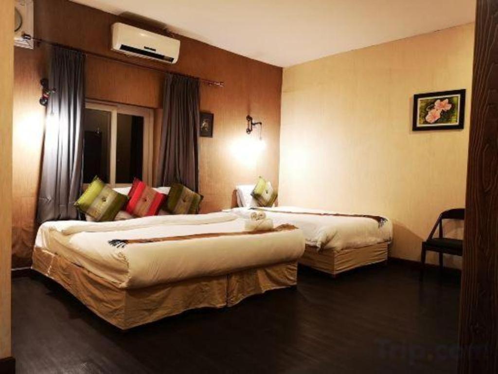 Phonethip Plaza Hotel Viêng Chăn Ngoại thất bức ảnh